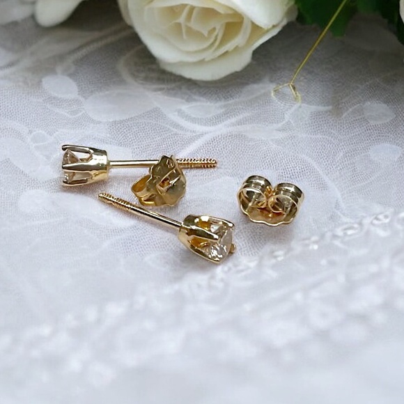 ❤️14K Gold .25 CTW Genuine Diamond Stud Earrings - Picture 12 of 13